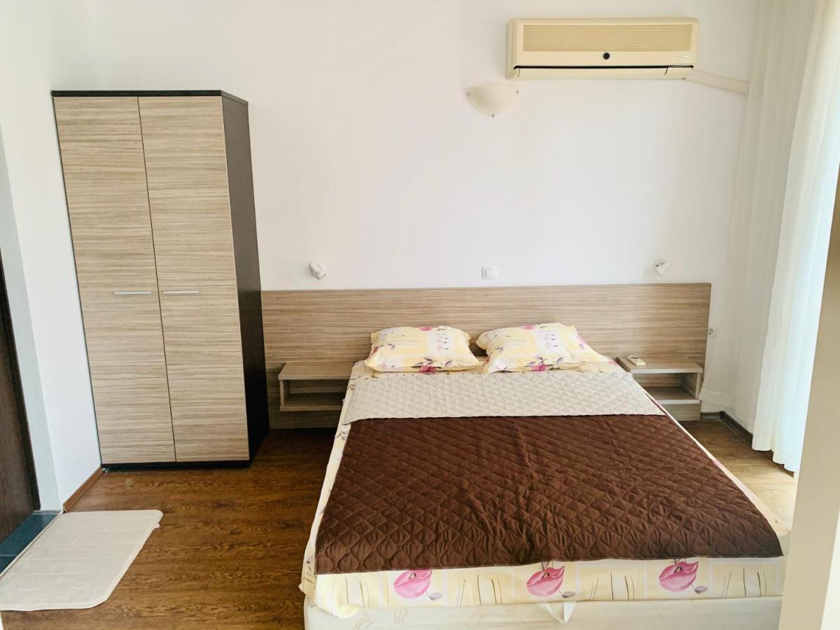 Vili Apartment Burgas Stad Buitenkant foto